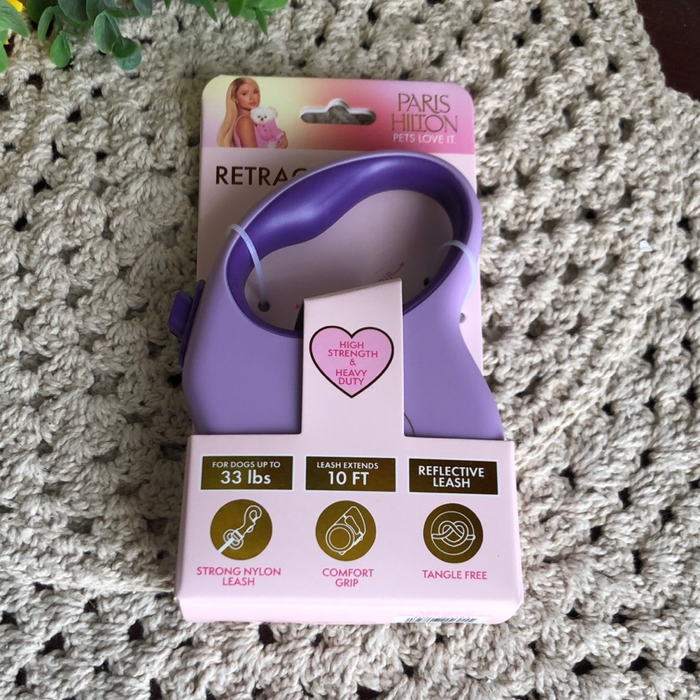 Paris Hilton Lavender Purple Retractable Pet Leash